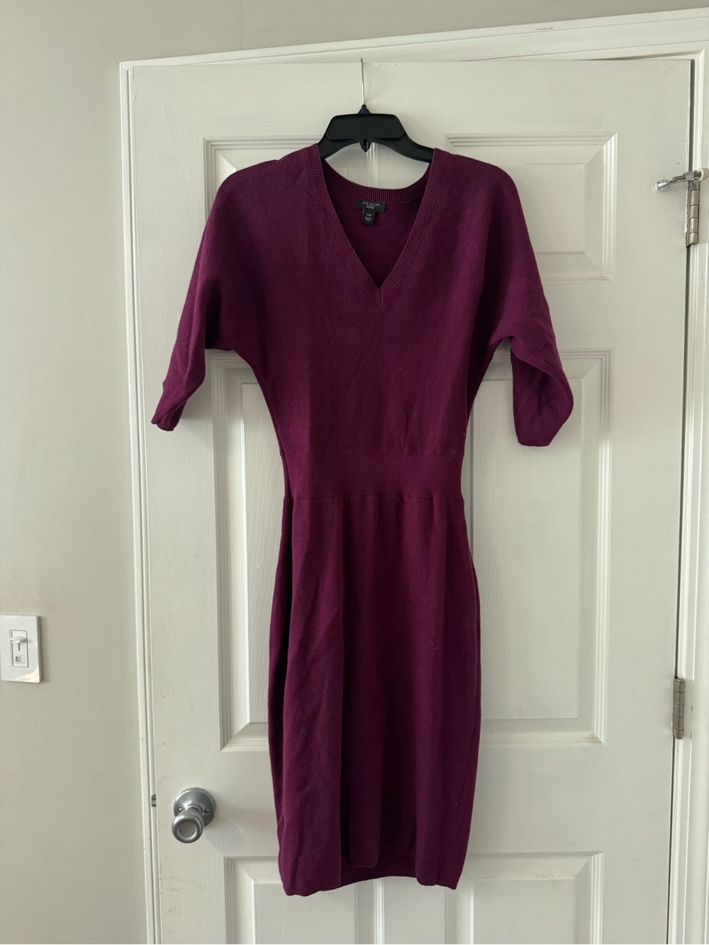 Ann Taylor V-Neck Knit Midi Dress in Plum
